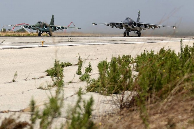 Đột nhập căn cứ không quân Nga ở Syria ảnh 21