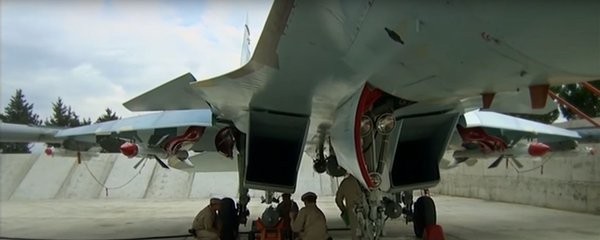 Quân đội Syria tăng cường tấn công, Nga mở hộp đen Su -24 ảnh 19