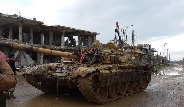 Video: Quân đội Syria giải phóng thành phố Sheikh Miskeen ảnh 8