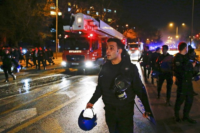 Khủng bố ở Ankara khiến 28 người thiệt mạng ảnh 4