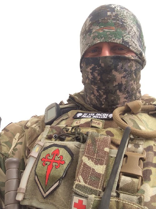 Video + photo của một cựu binh người Anh, chiến đấu trong hàng ngũ người Kurd chống IS ảnh 1