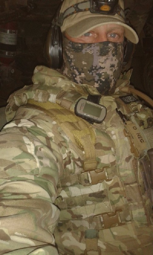 Video + photo của một cựu binh người Anh, chiến đấu trong hàng ngũ người Kurd chống IS ảnh 28