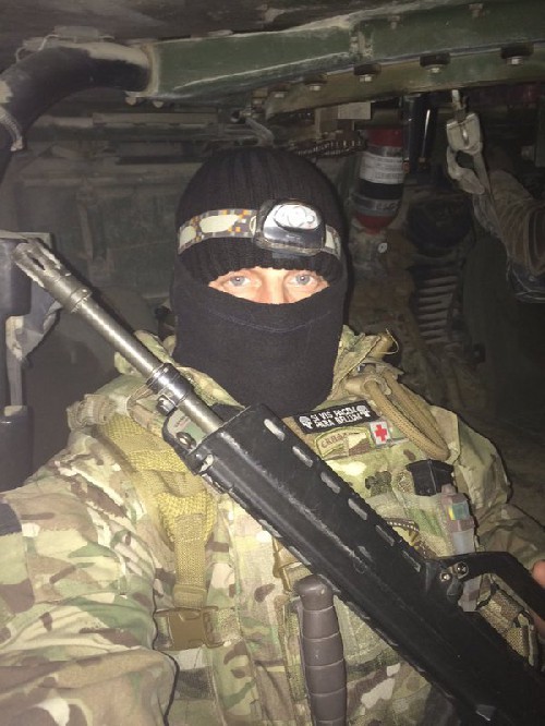 Video + photo của một cựu binh người Anh, chiến đấu trong hàng ngũ người Kurd chống IS ảnh 33
