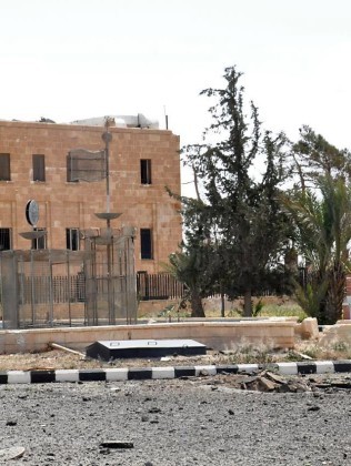 Cận cảnh thành phố Palmyra sau khi giải phóng (ảnh + video) ảnh 8