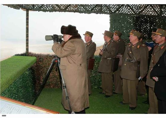 Cận cảnh uy lực pháo binh của Quân đội Nhân dân Triều Tiên trong diễn tập ảnh 12