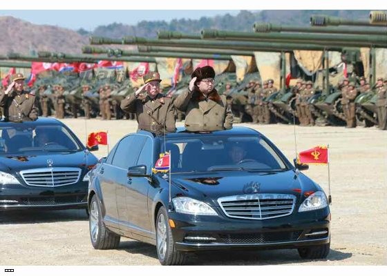 Cận cảnh uy lực pháo binh của Quân đội Nhân dân Triều Tiên trong diễn tập ảnh 4