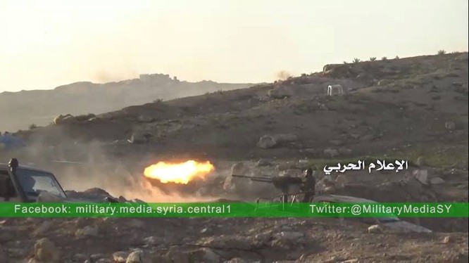 Quân đội Syria tiêu diệt 30 tay súng và 4 xe tăng ảnh 1