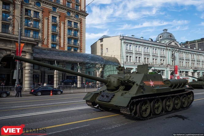 Cận cảnh hậu trường cuộc diễu hành ngày Chiến thắng quân đội Nga ảnh 28