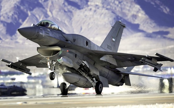 Mỹ “bật đèn xanh”, Việt Nam có thể mua F-16 Mỹ thay thế MiG -21? ảnh 1