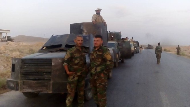 Lực lượng hỗn hợp quân đội Syria tiến quân về hướng Raqqa ảnh 2