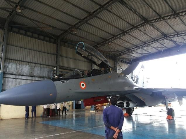 Ấn Độ thử nghiệm thành công máy bay Su-30MKI mang tên lửa BrahMos ảnh 1