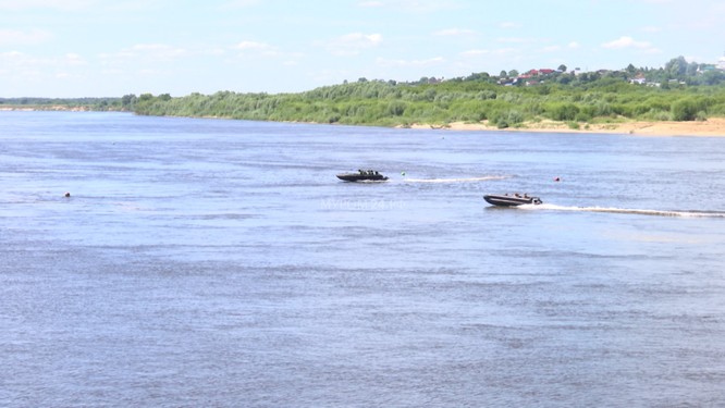 Video: Lực lượng công binh Nga dũng mãnh vượt sông Oka ảnh 3