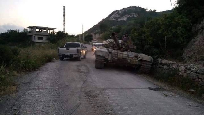 Quân đội Syria tập kết binh lực chuẩn bị tấn công ở Latakia ảnh 5