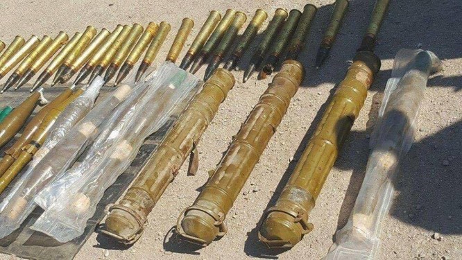 Quân đội Syria thu được nhiều đạn dược của IS, trong đó có đạn có nguồn gốc từ Mỹ ảnh 4