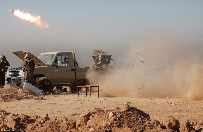 Iraq tổng tấn công giành thành trì Mosul từ tay IS (video) ảnh 2