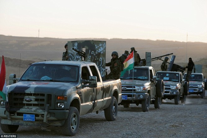 Iraq tổng tấn công giành thành trì Mosul từ tay IS (video) ảnh 18