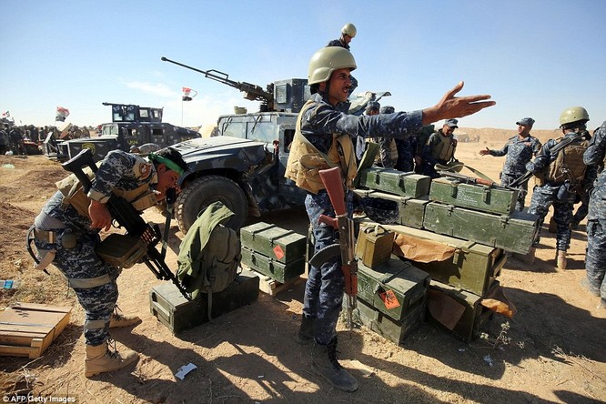 Iraq tổng tấn công giành thành trì Mosul từ tay IS (video) ảnh 27