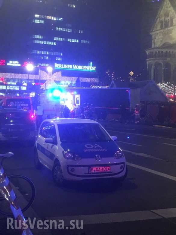Khủng bố ở Berlin, hàng chục người thiệt mạng và bị thương - VIDEO ảnh 2