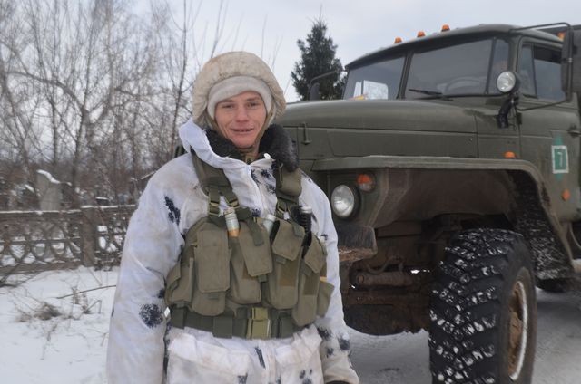 Chiến sự Ukraine: Hàng trăm lính Kiev chết, bị thương tại chảo lửa Debaltsevo (video) ảnh 3