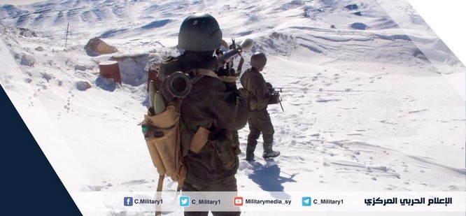 Lực lượng Hezbollah tăng cường phòng thủ trên dãy núi Qalamoun ảnh 1