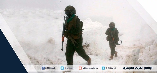 Lực lượng Hezbollah tăng cường phòng thủ trên dãy núi Qalamoun ảnh 3