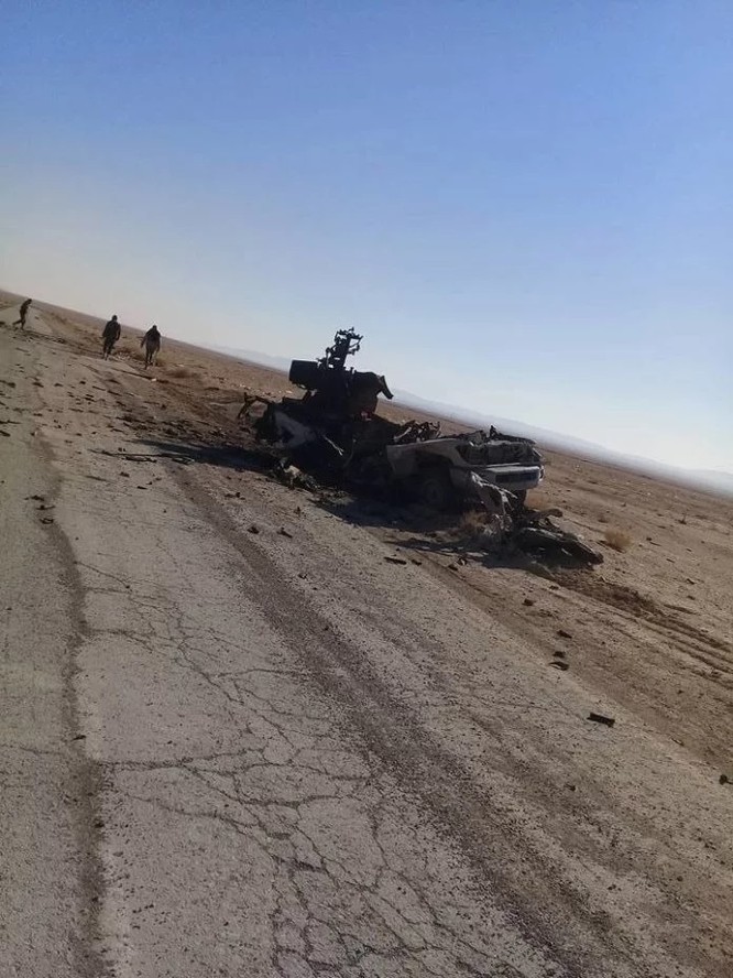 Chiến sự Palmyra: Quân đội Syria sắp khai hỏa đoạt lại khu mỏ khí chiến lược ảnh 5