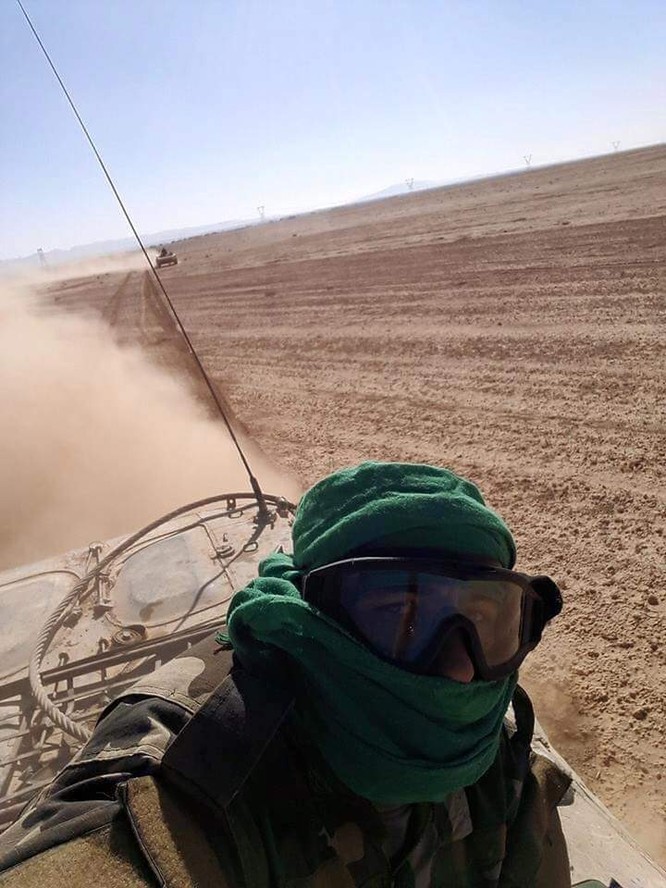 Trận chiến Palmyra: Trực thăng Nga xung trận, quân đội Syria chiếm các khu mỏ chiến lược (ảnh) ảnh 12