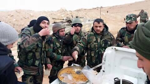 Trận chiến Palmyra: Trực thăng Nga xung trận, quân đội Syria chiếm các khu mỏ chiến lược (ảnh) ảnh 24