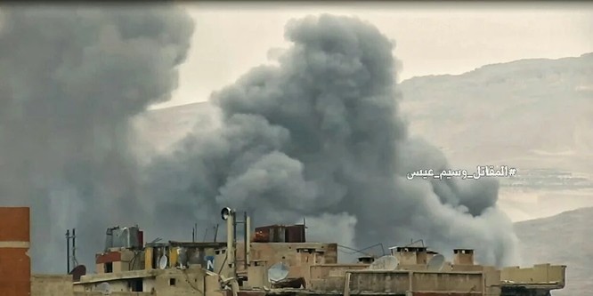 Chiến sự Syria: Lính Assad phục kích diệt hàng chục phiến quân ở ngoại ô Damascus ảnh 1