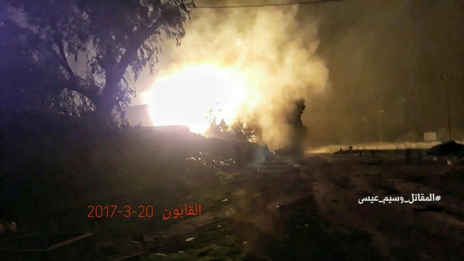 Chiến sự Syria: Hơn trăm lính chính phủ và phiến quân tử trận ở ngoại vi Damascus ảnh 2
