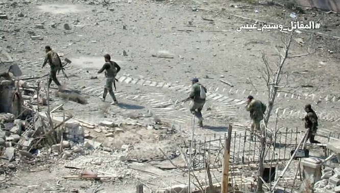 Quân đội Syria tấn công dữ dội, siết vòng vây thép phiến quân ngoại ô Damascus ảnh 2