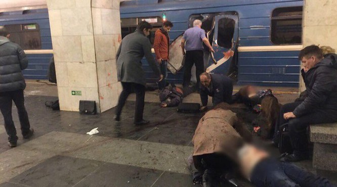 Tấn công khủng bố tại St Petersburg, Nga - những thông tin đầu tiên (video) ảnh 1