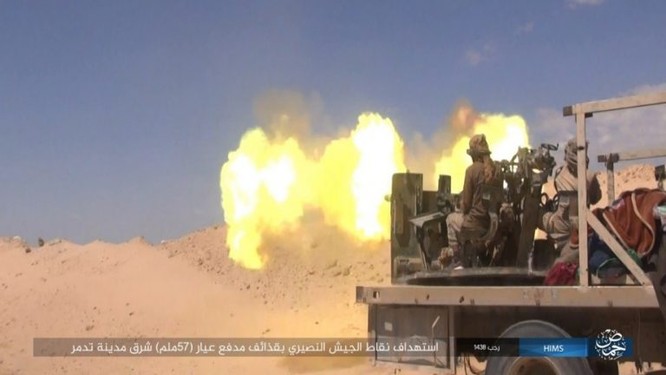 Trận chiến Palmyra: Quân đội Syria giao chiến ác liệt với IS ảnh 4