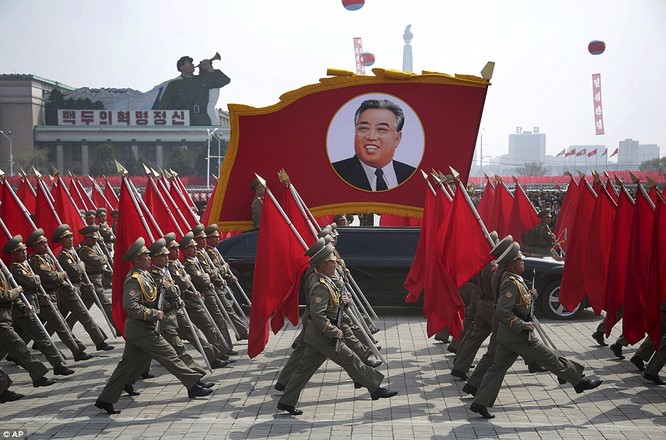 Sức mạnh quân sự Triều Tiên qua màn duyệt binh lớn nhất lịch sử ảnh 8