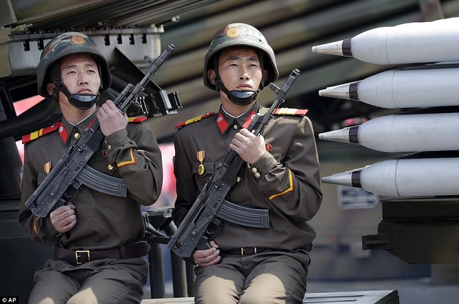 Sức mạnh quân sự Triều Tiên qua màn duyệt binh lớn nhất lịch sử ảnh 26