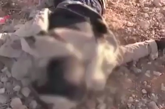 Quân đội Syria hủy diệt hàng chục xe phiến quân, hơn 50 tay súng thánh chiến chết trận (video) ảnh 11