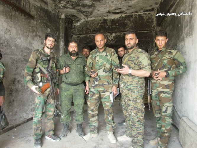 Quân đội Syria giao chiến ác liệt với phiến quân cố thủ ngoại vi Damascus (video) ảnh 5