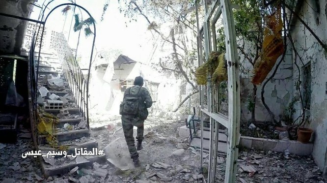 Chiến sự Syria: Quân Assad siết vòng vây phiến quân cố thủ ngoại vi Damascus ảnh 1