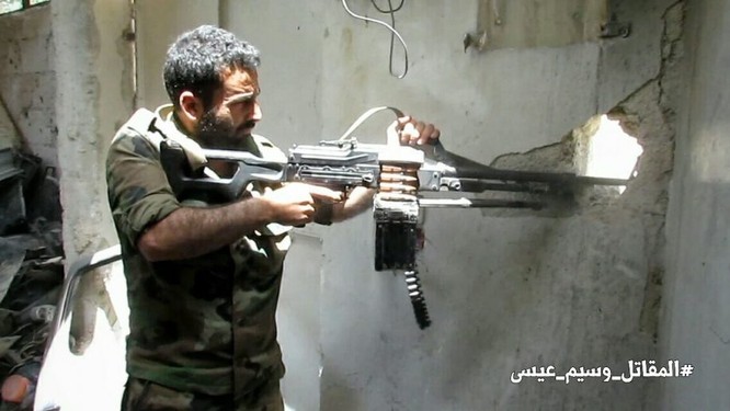 Chiến sự Syria: Quân Assad siết vòng vây phiến quân cố thủ ngoại vi Damascus ảnh 6