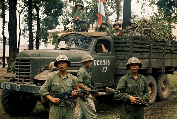 Giải phóng Sài Gòn: Những khoảnh khắc sống mãi với thời gian (chùm ảnh) ảnh 15