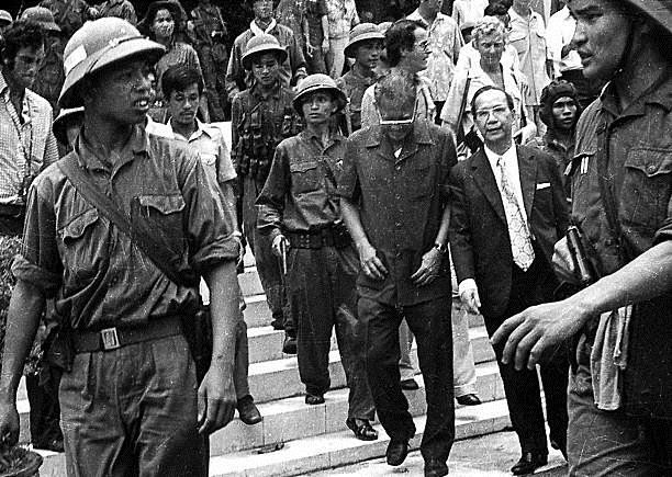 Giải phóng Sài Gòn: Những khoảnh khắc sống mãi với thời gian (chùm ảnh) ảnh 19