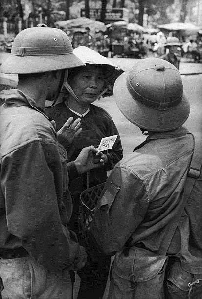 Giải phóng Sài Gòn: Những khoảnh khắc sống mãi với thời gian (chùm ảnh) ảnh 39