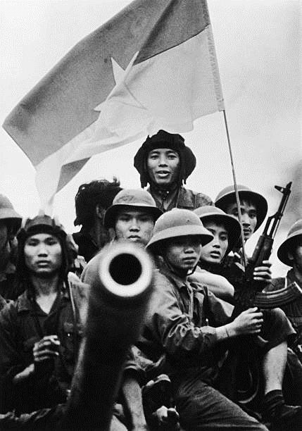 Giải phóng Sài Gòn: Những khoảnh khắc sống mãi với thời gian (chùm ảnh) ảnh 46