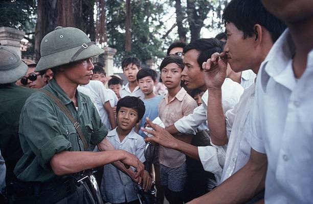 Giải phóng Sài Gòn: Những khoảnh khắc sống mãi với thời gian (chùm ảnh) ảnh 56