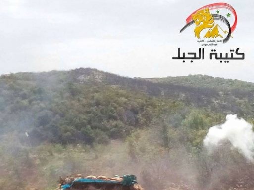 Chiến sự Syria: Xe tăng nã pháo vùi dập phiến quân ở Latakia ảnh 2