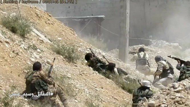 Quân đội Syria dồn lực đè bẹp phe thánh chiến ở Damascus (video) ảnh 2