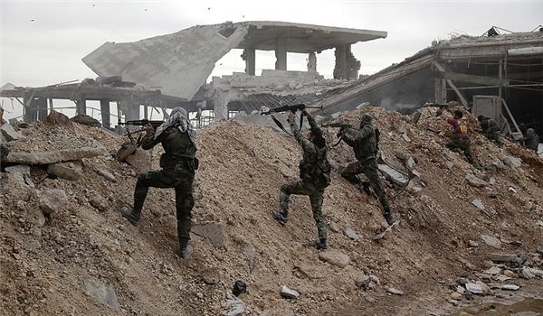 Quân đội Syria tiến công chia cắt quận Al-Qaboun ảnh 4