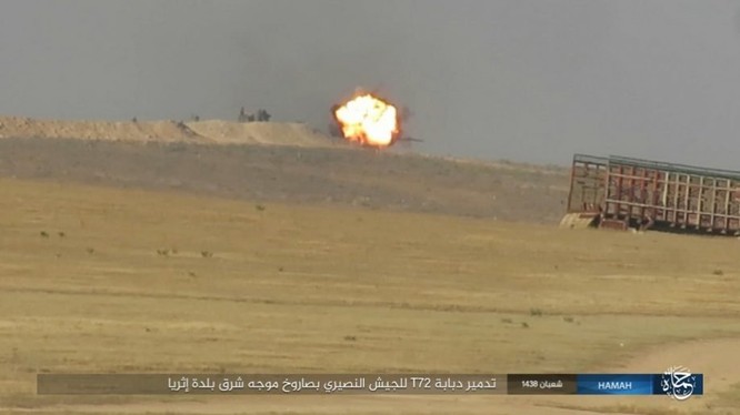 Quân đội Syria trút bão lửa huỷ diệt IS trên chiến trường Palmyra (video) ảnh 4