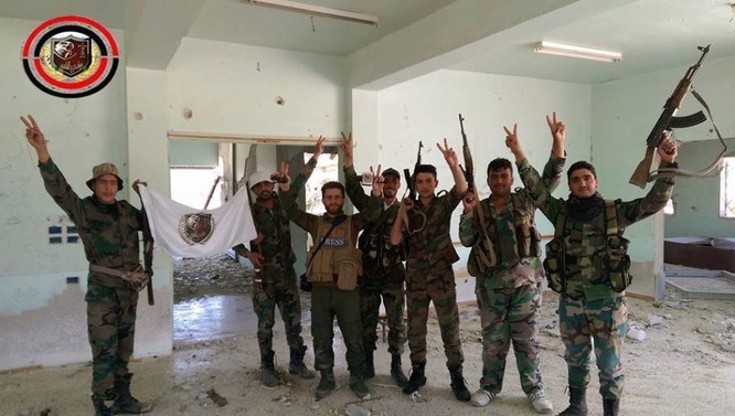 Thất bại liên tiếp, phiến quân IS Syria lột xác thành “đối lập ôn hòa” FSA ảnh 5