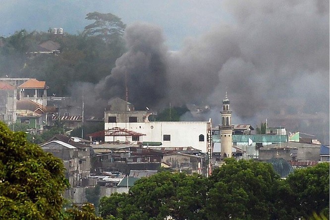 Quân đội Philippines tiêu diệt 61 tay súng IS trong chiến dịch tái chiếm Marawi (chùm video) ảnh 2
